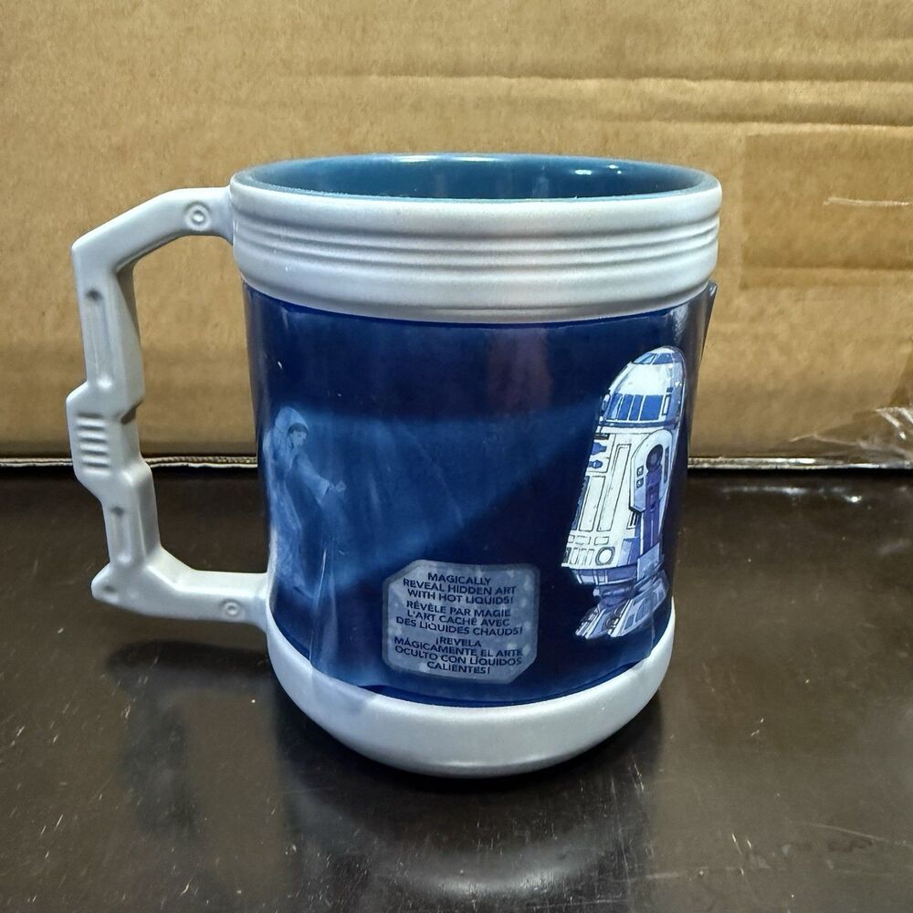 Disney Parks Star Wars R2-D2 and Princess Leia Color-Changing Mug Vader NEW